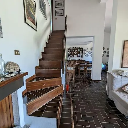 Villa Tiziana R1673 *