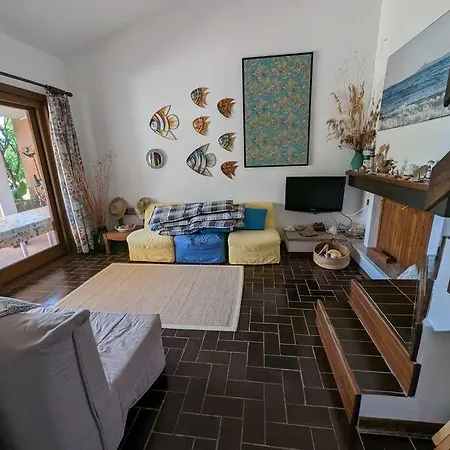 Tiziana R1673 Villa Is Traias